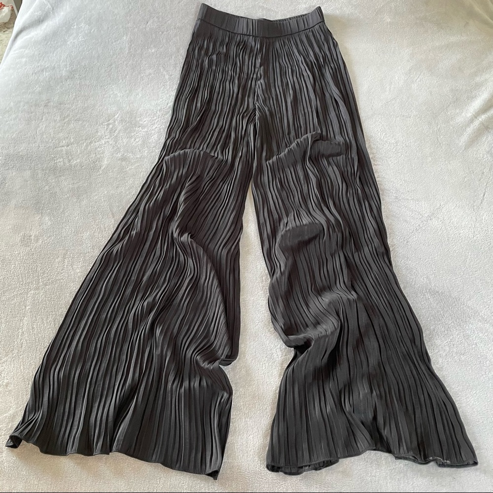 Zara black flowy pants